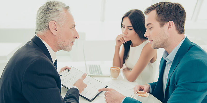 How to prepare for an initial consultation with a family lawyer