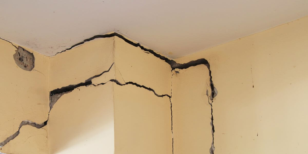 Housing Disrepair Success Stories – Cracks To The Walls and Damp Issues