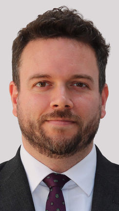 Oliver Carter
